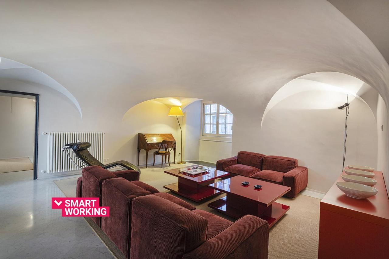 Garibaldi Glamorous Apartment By Wonderful Italy Genua Exteriör bild