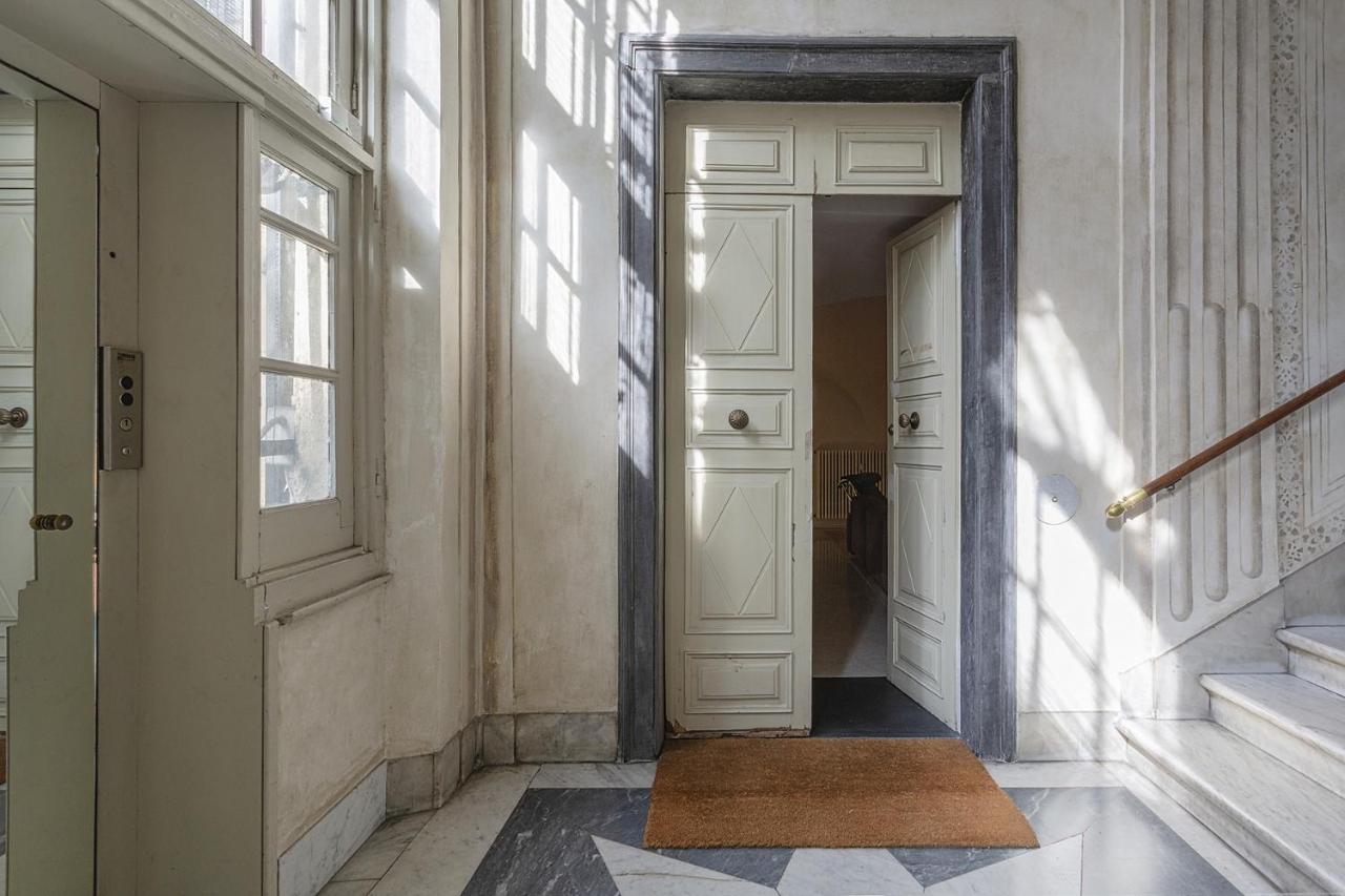 Garibaldi Glamorous Apartment By Wonderful Italy Genua Exteriör bild